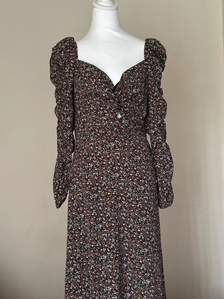 Astr Off Shoulder Black Floral Long-Sleeve Maxi Dress With Sweetheart Neckline